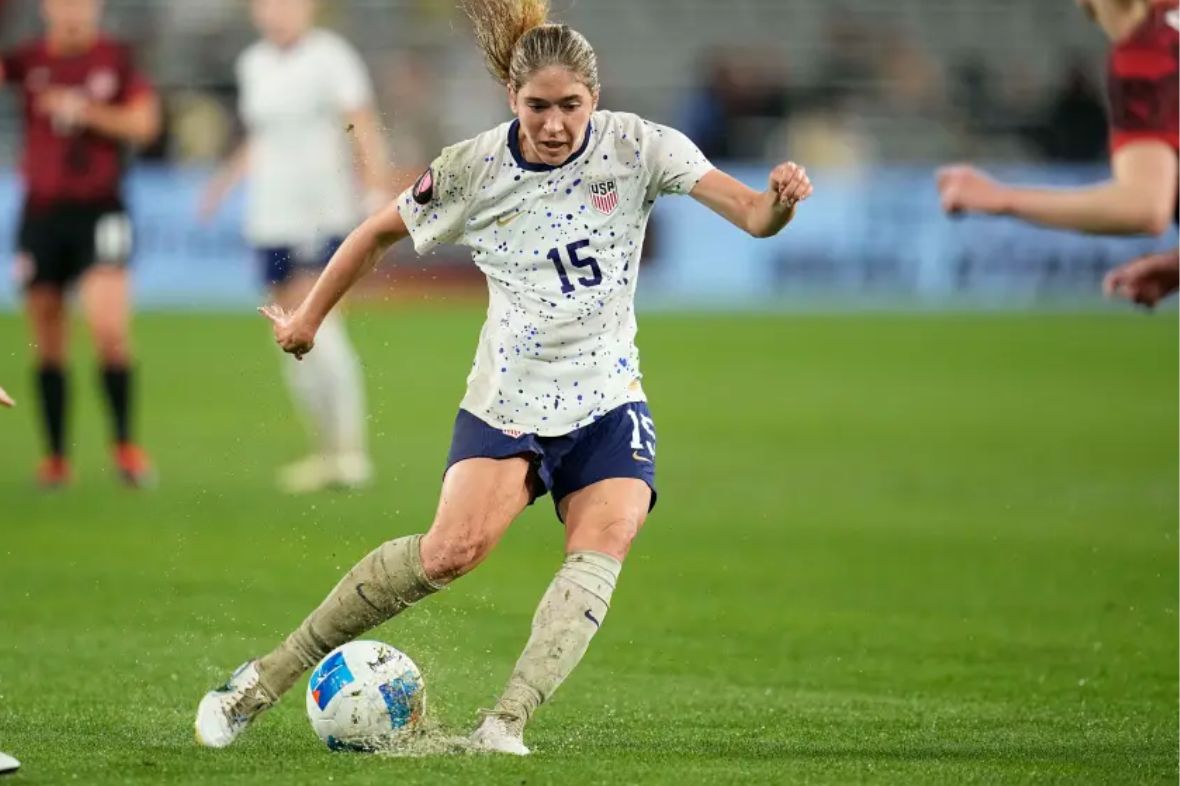 Korbin Albert faced boos during USA vs England Women's match. What did Korbin Albert do? Emma Hayes responds to the controversy surrounding her.