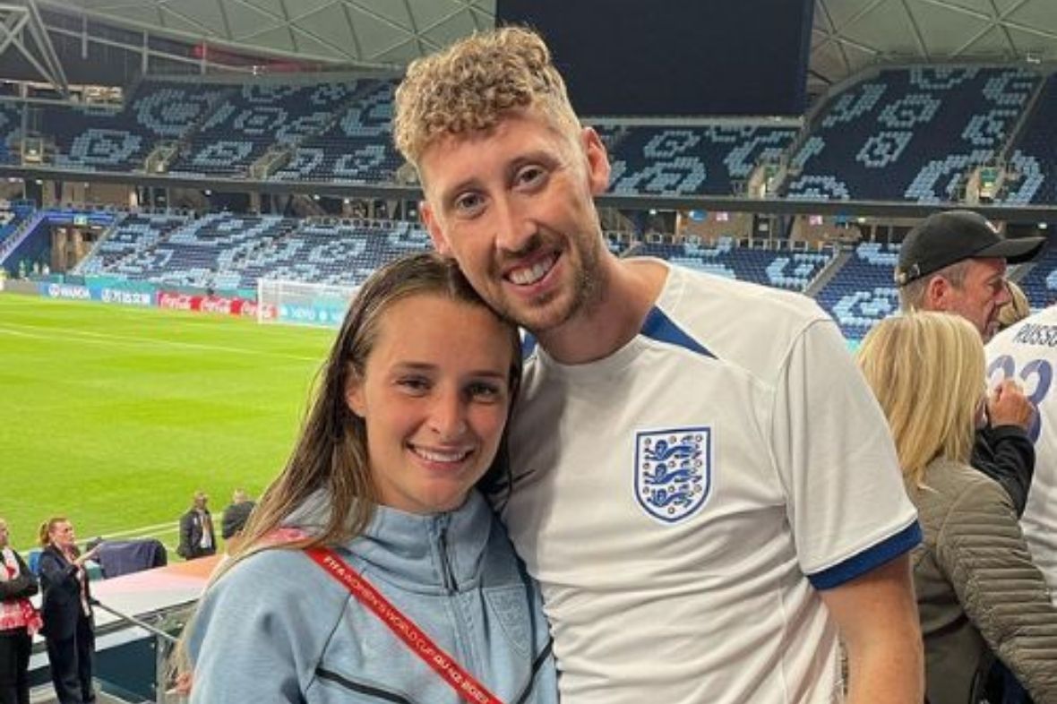 How Ella Toone Partner Joe Bunney provides the ultimate off-pitch assist 2 Who is Ella Toone partner Joe Bunney? Know the Ella Toone boyfriend. Learn about Ella Toone Joe Bunney & the story of Ella Toone and Joe Bunney's life.