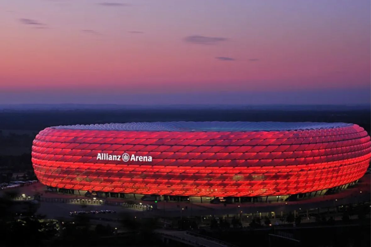 A look at the München Allianz Arena Stadium, home of Allianz Arena Bayern Munich. This Allianz Arena Capacity to create Europe's ultimate Allianz Arena Football Stadium.