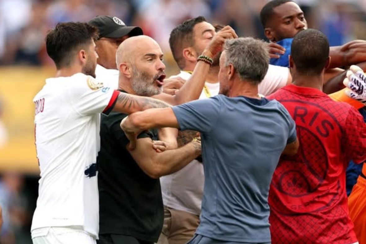 PSG Coach Luis Enrique Punch raises questions. How old is Luis Enrique? See The Luis Enrique Joao Pedro Clash. What's next for the PSG Manager? Incredible Luis Enrique’s Physique!