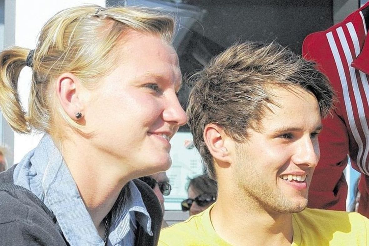 Uncover the truth about Alexandra Popp Partner. Is it Alexandra Popp Husband or Alexandra Popp Marriage? We reveal details about Alexandra Popp Lebensgefährtin, and Alexandra Popp Patrick Höppe.