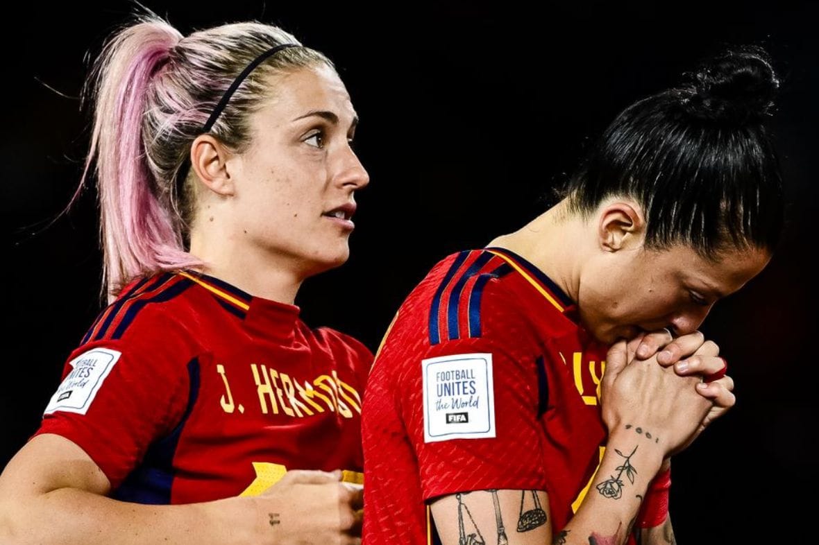 Caroline Graham Hansen partner? Rumours on Caroline Graham Hansen relationship. Caroline Graham Hansen Marta Torrejón & Caroline Graham Hansen husband query. Has Hansen won a Ballon d’Or?