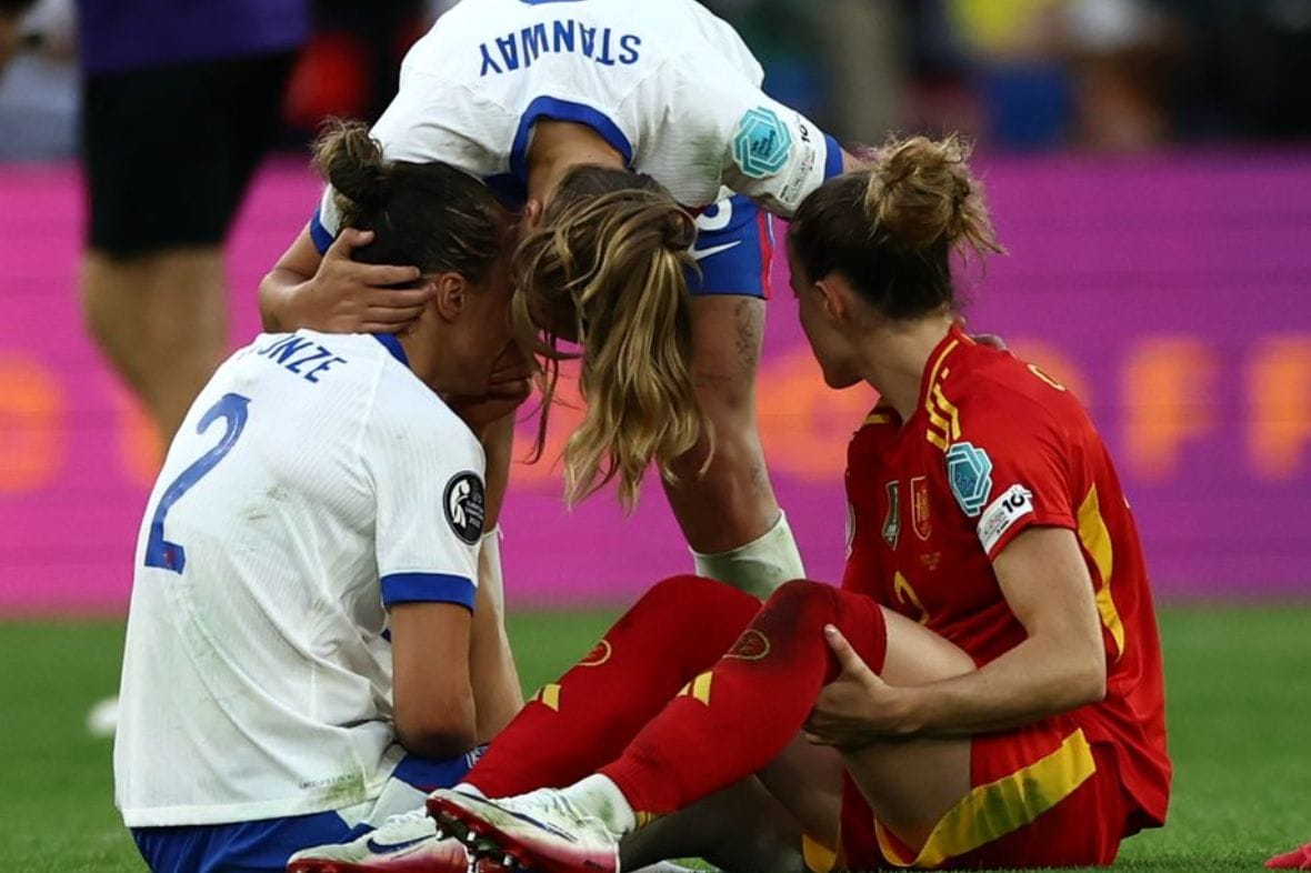 Who is Lucy Bronze Partner 2025? Is the Lucy Bronze partner Ona Batlle? All on the Lucy Bronze Ona Batlle Relationship, the Lucy Bronze Keira Walsh Split 2024, & Lucy Bronze girlfriend.